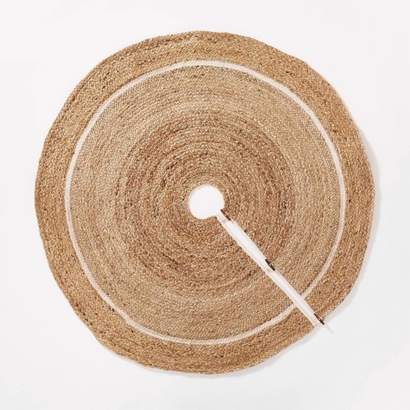 THRESHOLD X STUDIO MCGEE Jute Tree Skirt